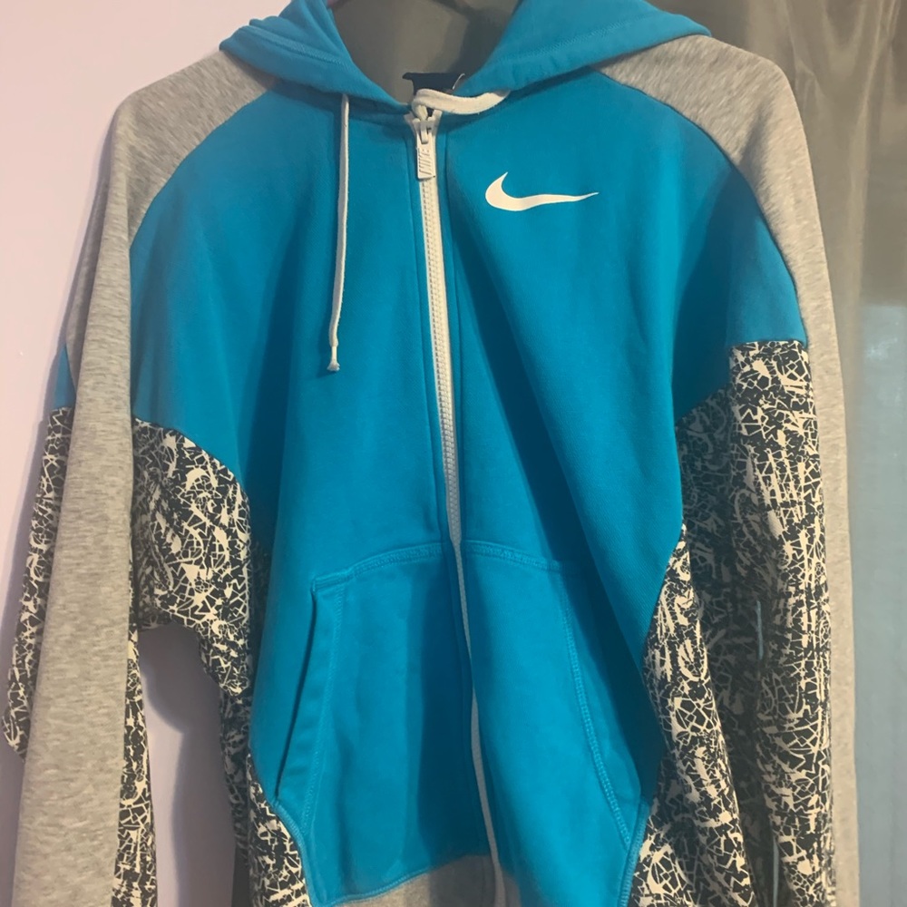 Zip up